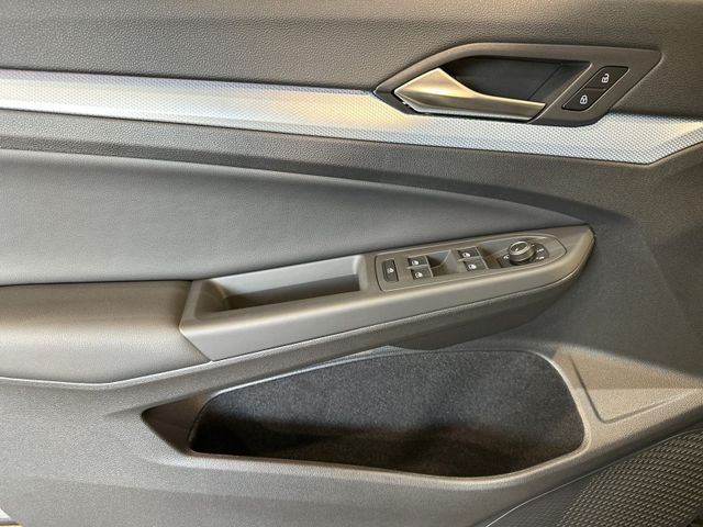 Golf VIII 1.5 eTSI GOAL LED PLUS+AHK+ACC+APP+NAV