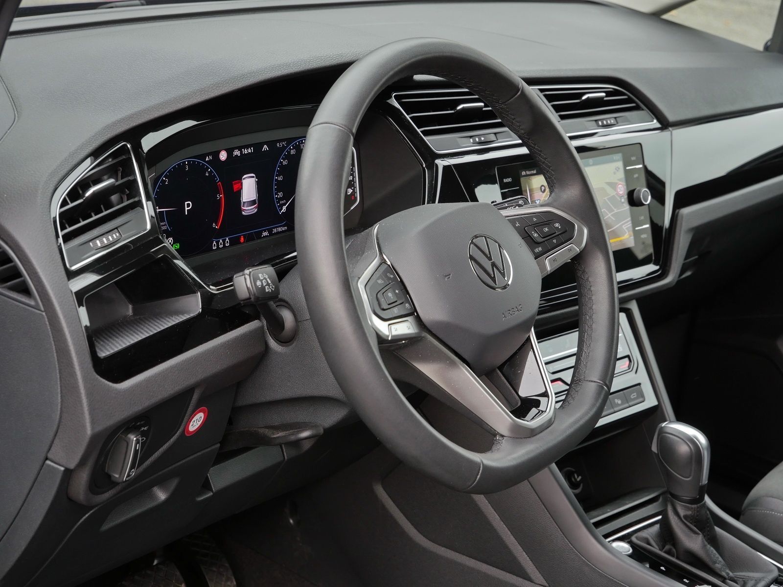 Volkswagen Touran - Bild 22