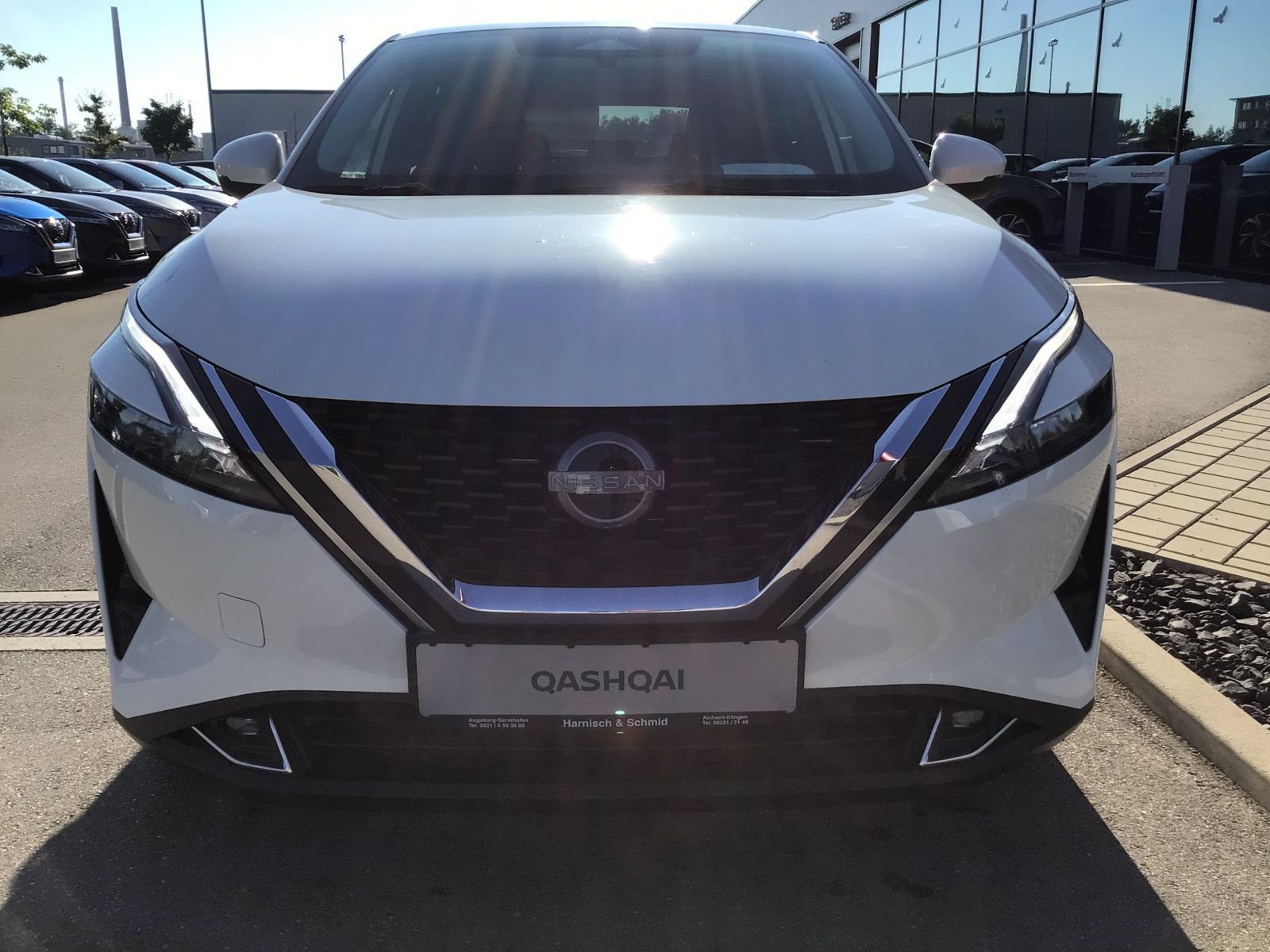 Fahrzeugabbildung Nissan Qashqai 1.3 DIG-T MHEV 6MT- N-Con.- Bus.,Winter