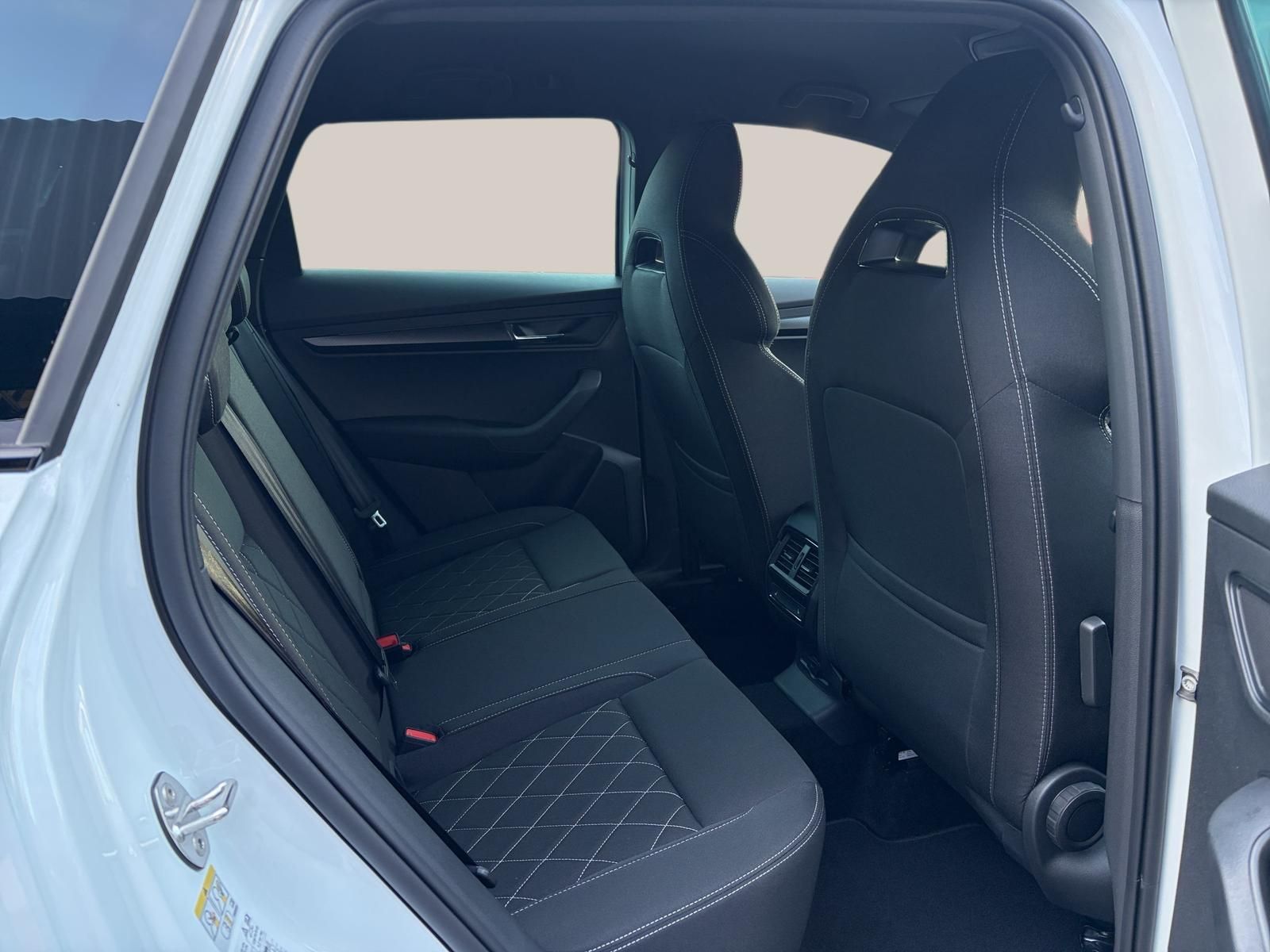 Skoda Karoq - Bild 17