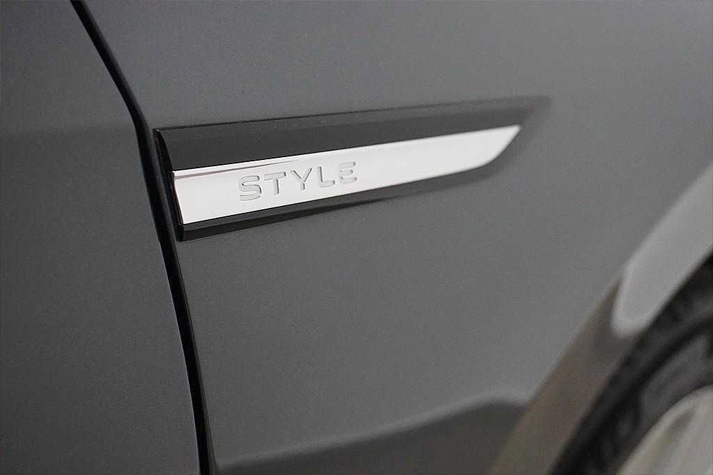 Volkswagen Golf 8 2.0TDI DSG Style Virtual Navi SHZ LED, миниатюра 5