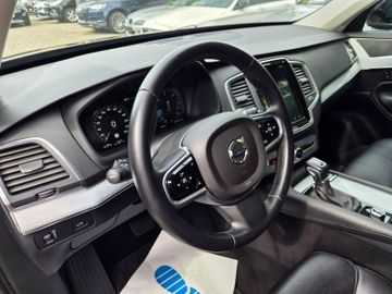 Volvo XC90 - 10