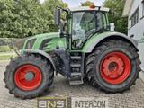 Fendt 826 Vario Profi Plus  2015  5.387 Bh  Frontkr - Fendt Schlepper 2