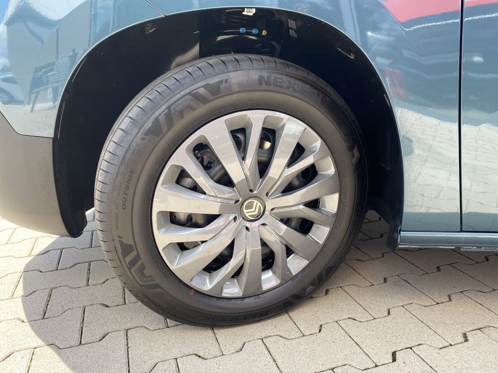 Fahrzeugabbildung Citroën Berlingo M Benzin 110 PLUS *Sitzh.*Cam*Klimaau.*
