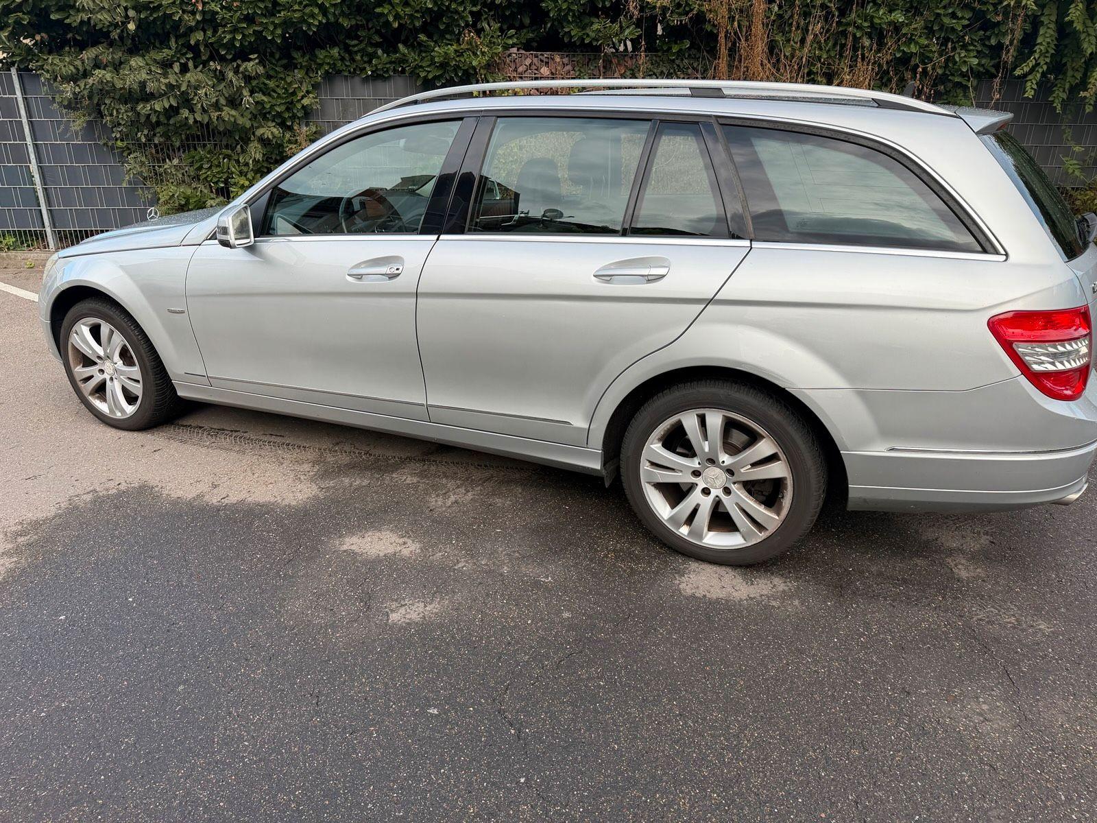 Mercedes-Benz C350, 2009