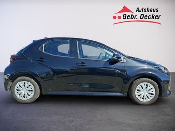 Toyota Yaris - 4