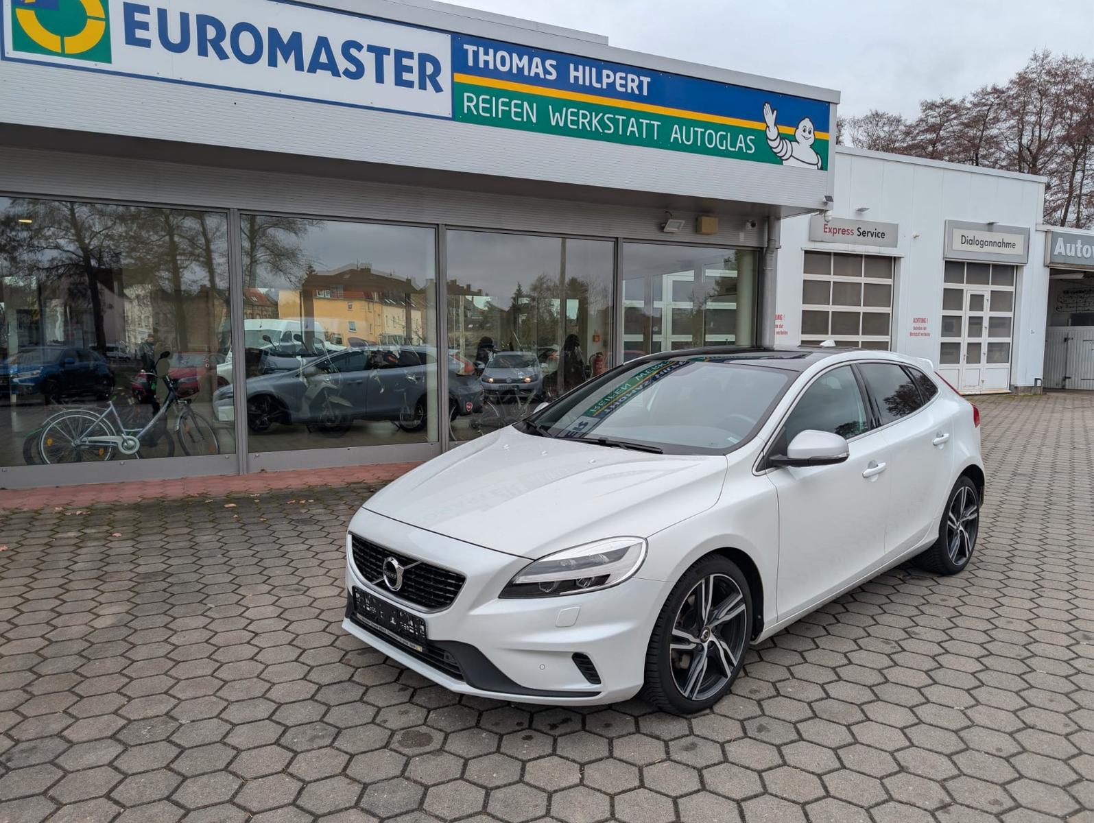 Volvo V40 R-Design