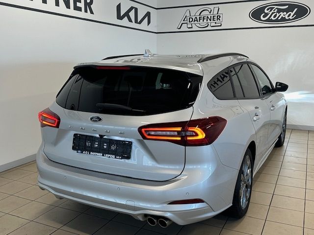 Fahrzeugabbildung Ford Focus Turnier ST-Line Navi Sound-B&O LED ACC