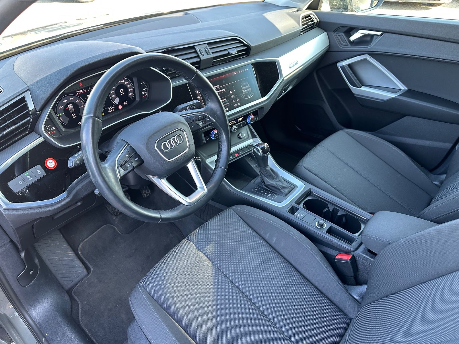 Audi Q3 45 TFSI e Sportback S-LINE*VIRTUAL*AHK*19"ALU foto 13