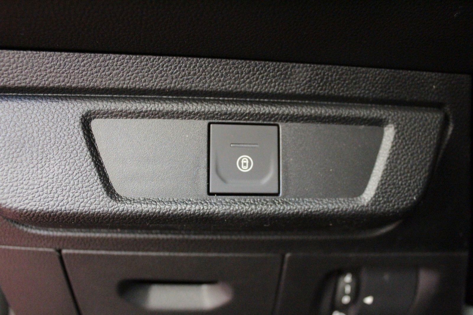 Fahrzeugabbildung Dacia Jogger Hybrid 140 Expression*7-Sitzer*
