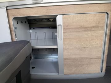 Volkswagen California T6.1 Coast ACC Markise LED AHK 1.Hand