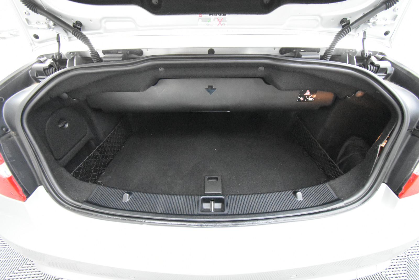 Mercedes-Benz E 250 Cabrio SHZ NAVI SBL AHK TEMP