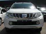 Mitsubishi L200 2.4 DI-D/181CV Double Cab Sparta - Mitsubishi: Cabrio