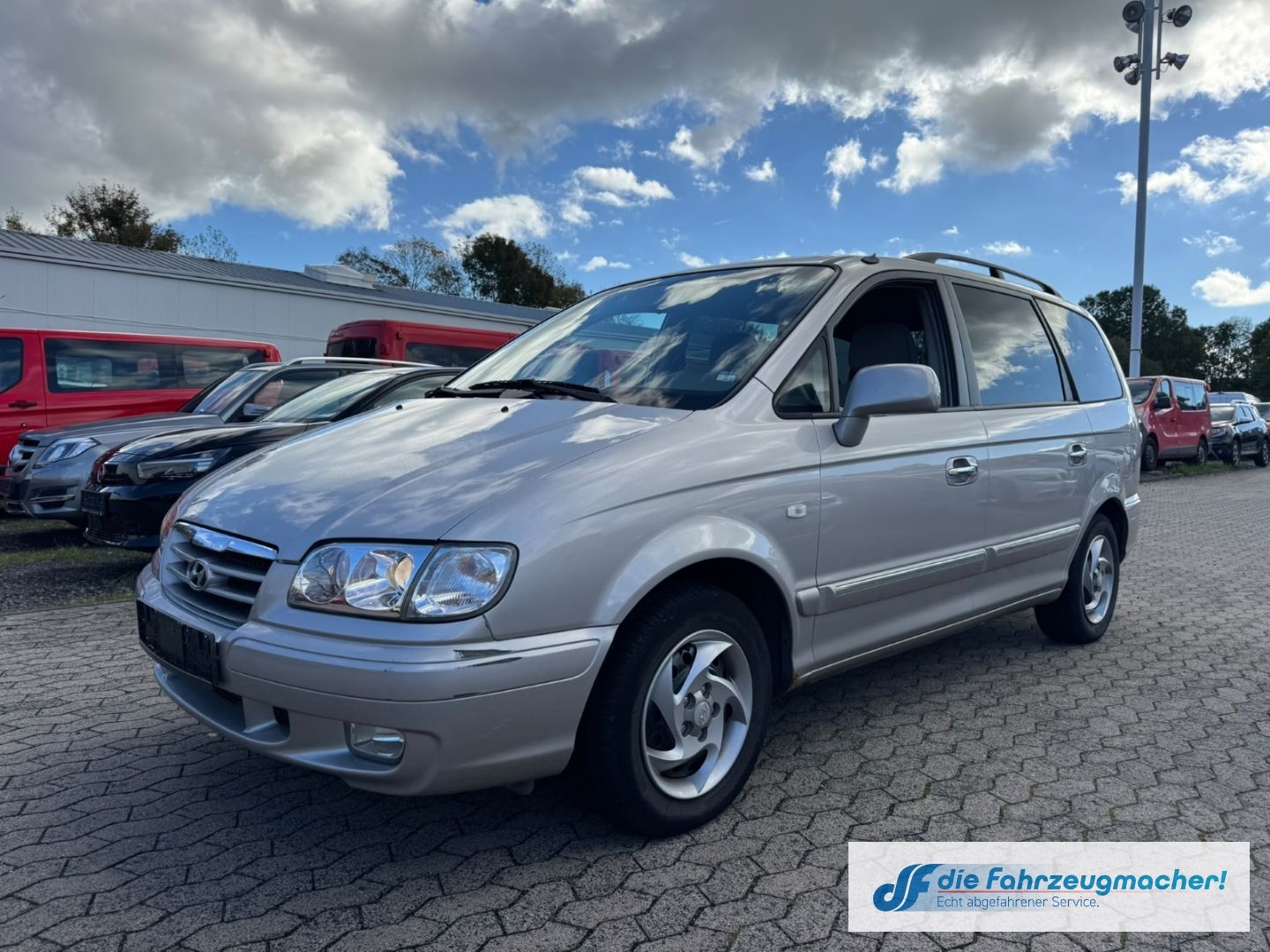 Fahrzeugabbildung Hyundai Trajet 2.0 GLS Team 06 *TÜV 07/27* Klima el.SP S