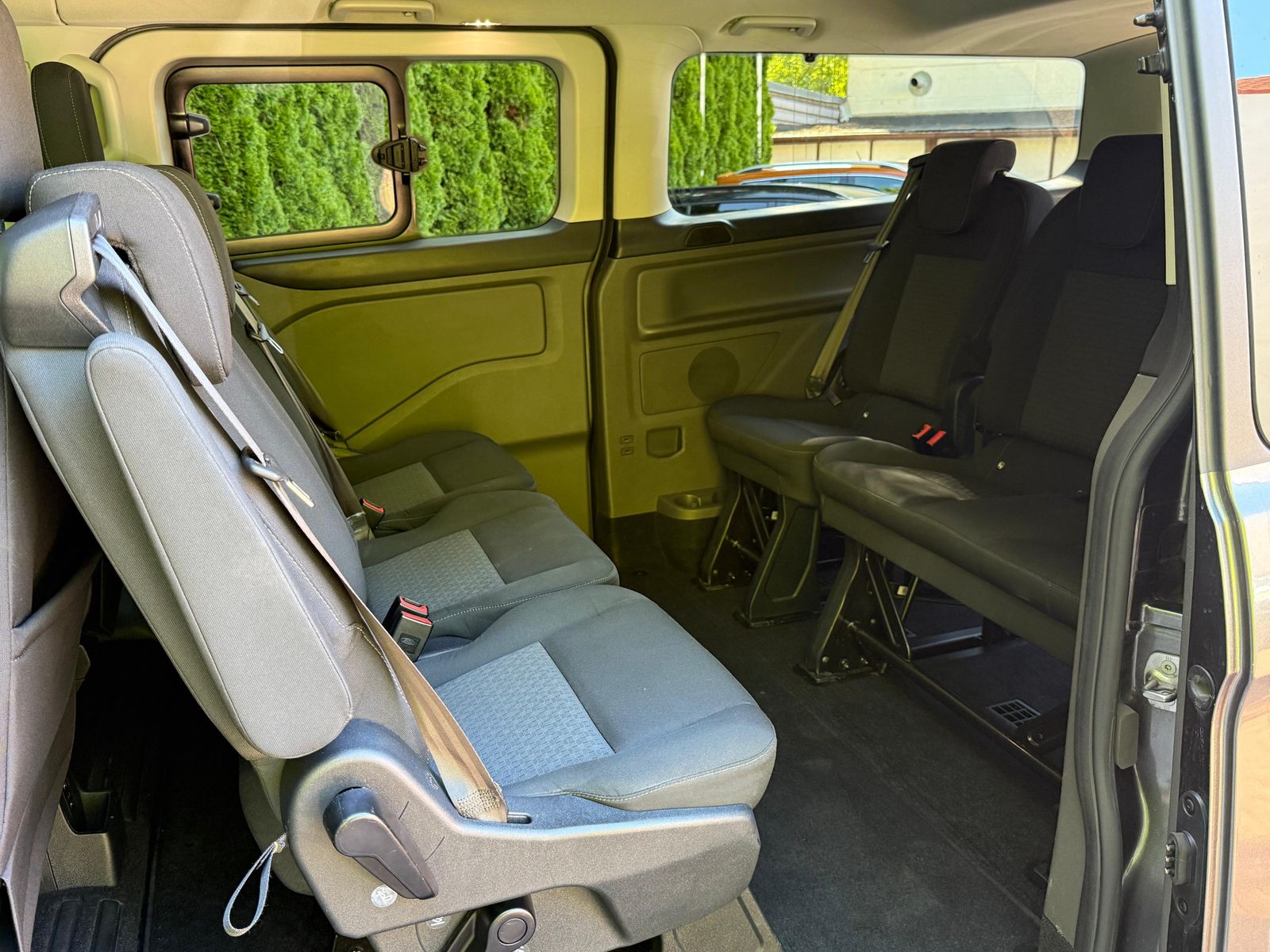 Fahrzeugabbildung Ford Tourneo Custom 320 Aut. L2 BI-XEN+SHZ+CARPLAY+8S