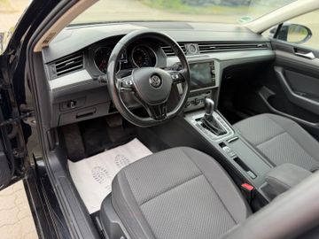 Volkswagen Passat Variant - 11