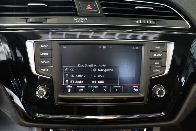 Fahrzeugabbildung Volkswagen Touran 1.6Ltr Comfortline |7SITZER|PANO|SHZ|PDC|