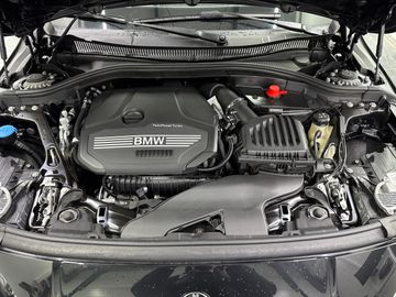 BMW 116i Sport Line DAB LED WLAN Tempomat Shz PDC