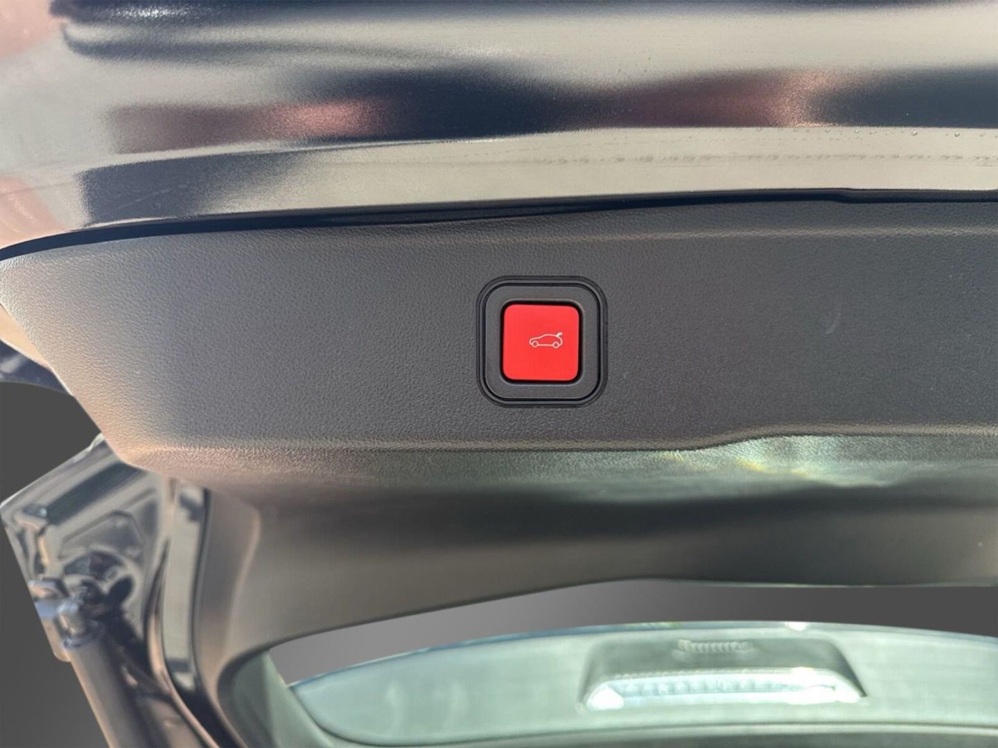 Fahrzeugabbildung Jeep Avenger Altitude Winterpaket Infotainment Paket