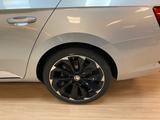 Skoda Superb Combi SportLine 4x4 Standheizung,AHK,Pano - Gebrauchtwagen in Regensburg