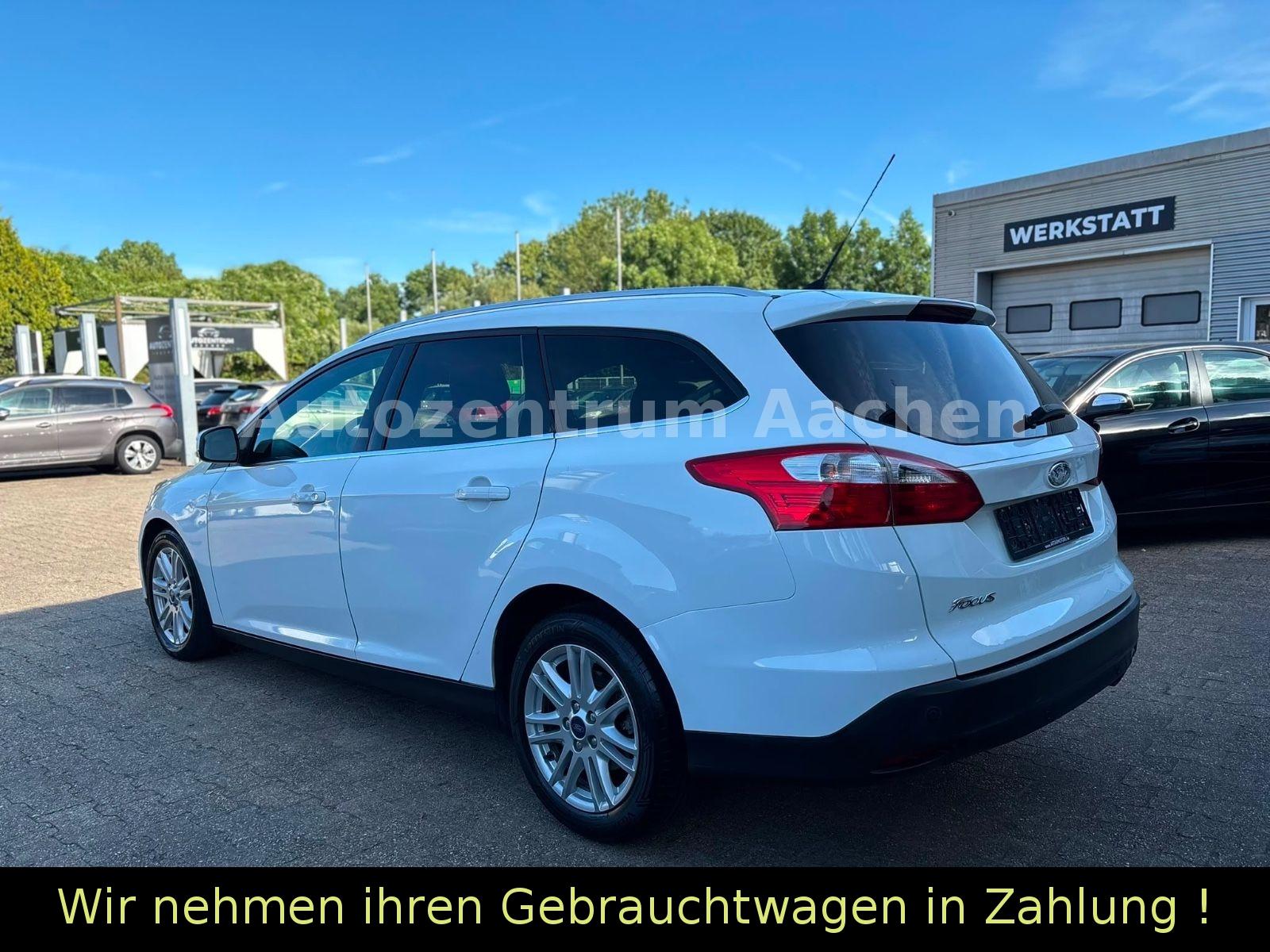 Ford Focus 2014 — фото 12