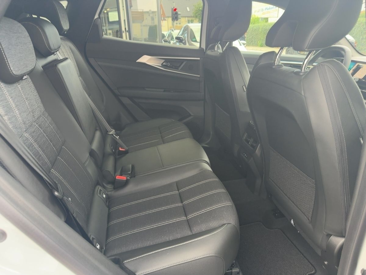 Fahrzeugabbildung Renault Austral Techno 160 Aut. el. Heckkl. GJR