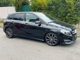 Mercedes-Benz B 180 d DCT -
