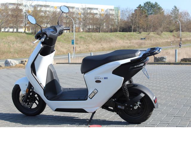 Honda EM1 e - EV1 Elektro inkl.Akku+Ladeger�t