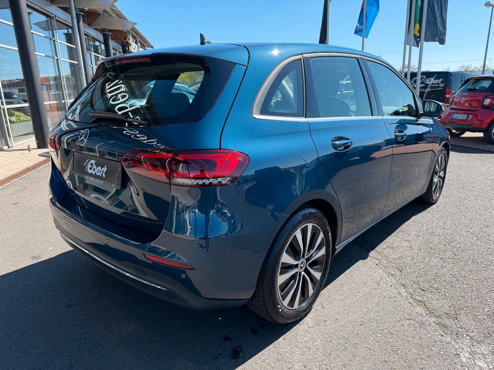 Fahrzeugabbildung Mercedes-Benz B 220 d Style R-Kamera+LED+Carplay+TOTW