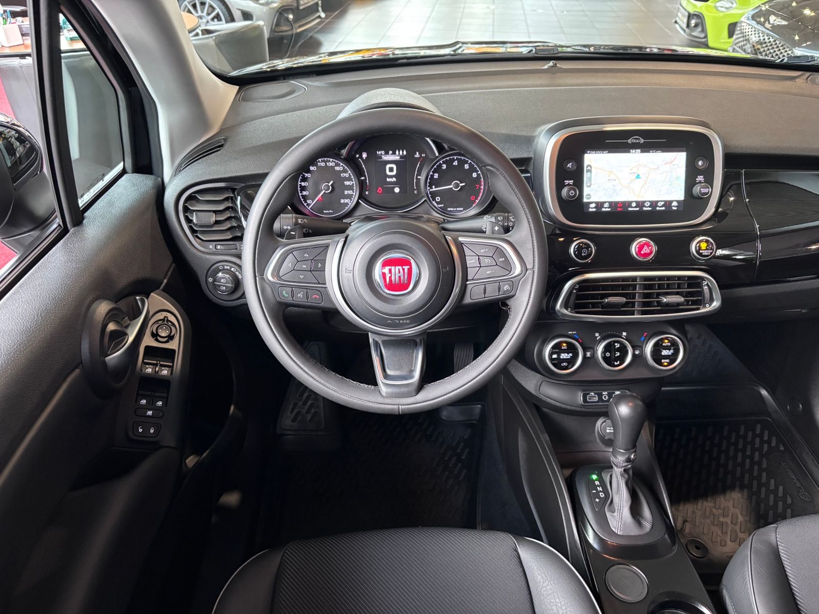 Fahrzeugabbildung Fiat 500X Cross 1.3 FireFly Turbo NAVI ALU