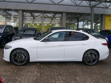 Alfa Romeo Giulia MY22 Veloce 2.2 Diesel ASSISTENZ PREMIUM