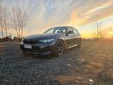 BMW 330e iPerformance A Busines Exclusive - mit Hybrid-Antrieb: Braun, Limousine