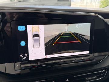 Volkswagen Caddy 2.0TDI DSG STYLE NAV PRO STANDH PANO 7SITZ