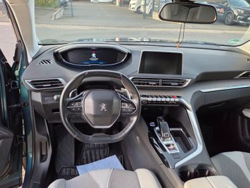 Peugeot 5008 - 8