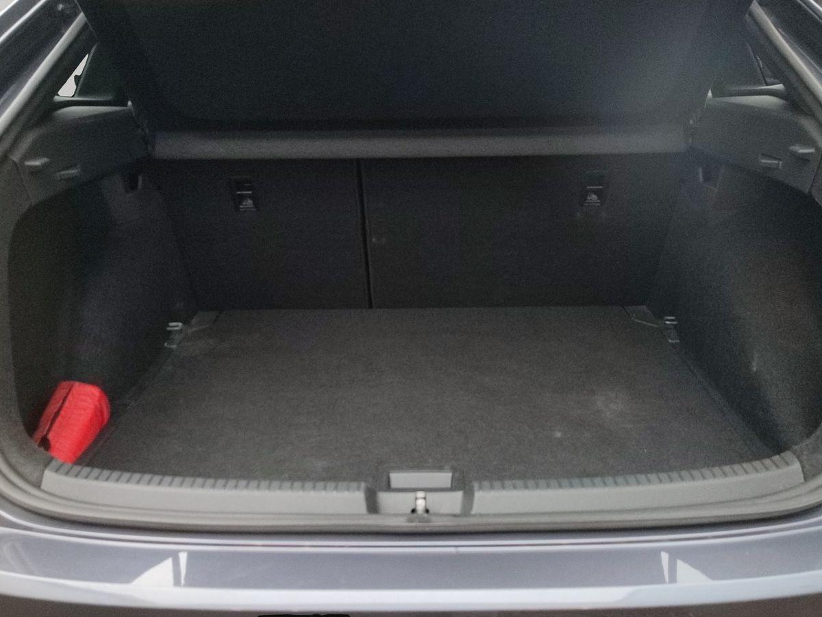Volkswagen Taigo R-Line 1.0l TSI OPF +IQ.DRIVE+RFK+NAVIGATI, миниатюра 13