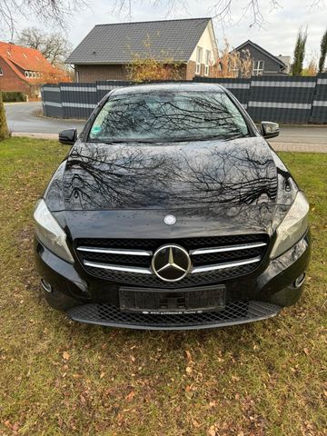 Mercedes-Benz A 180 A -Klasse A 180 BlueEfficiency