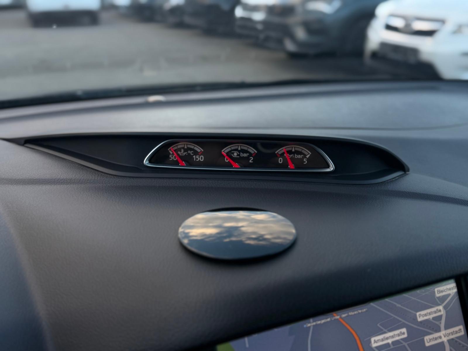 Ford Focus 2015 — photo 17