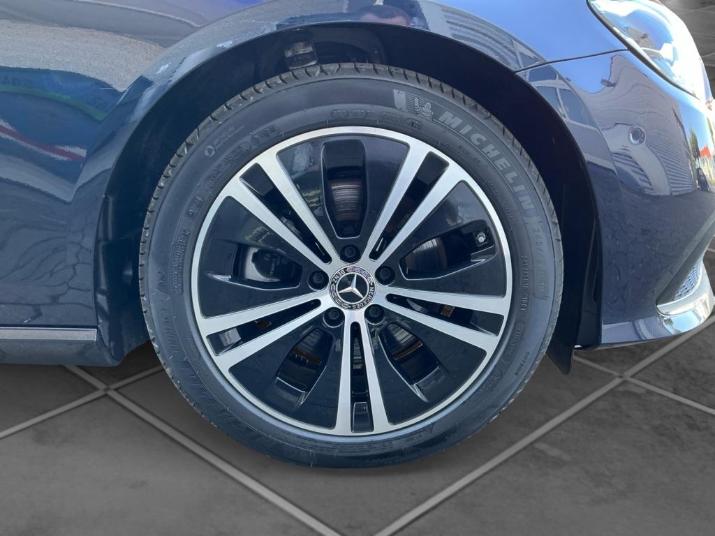 Mercedes-Benz E 220 d 4M T Avantgarde*Head-up*360°K*Distronic