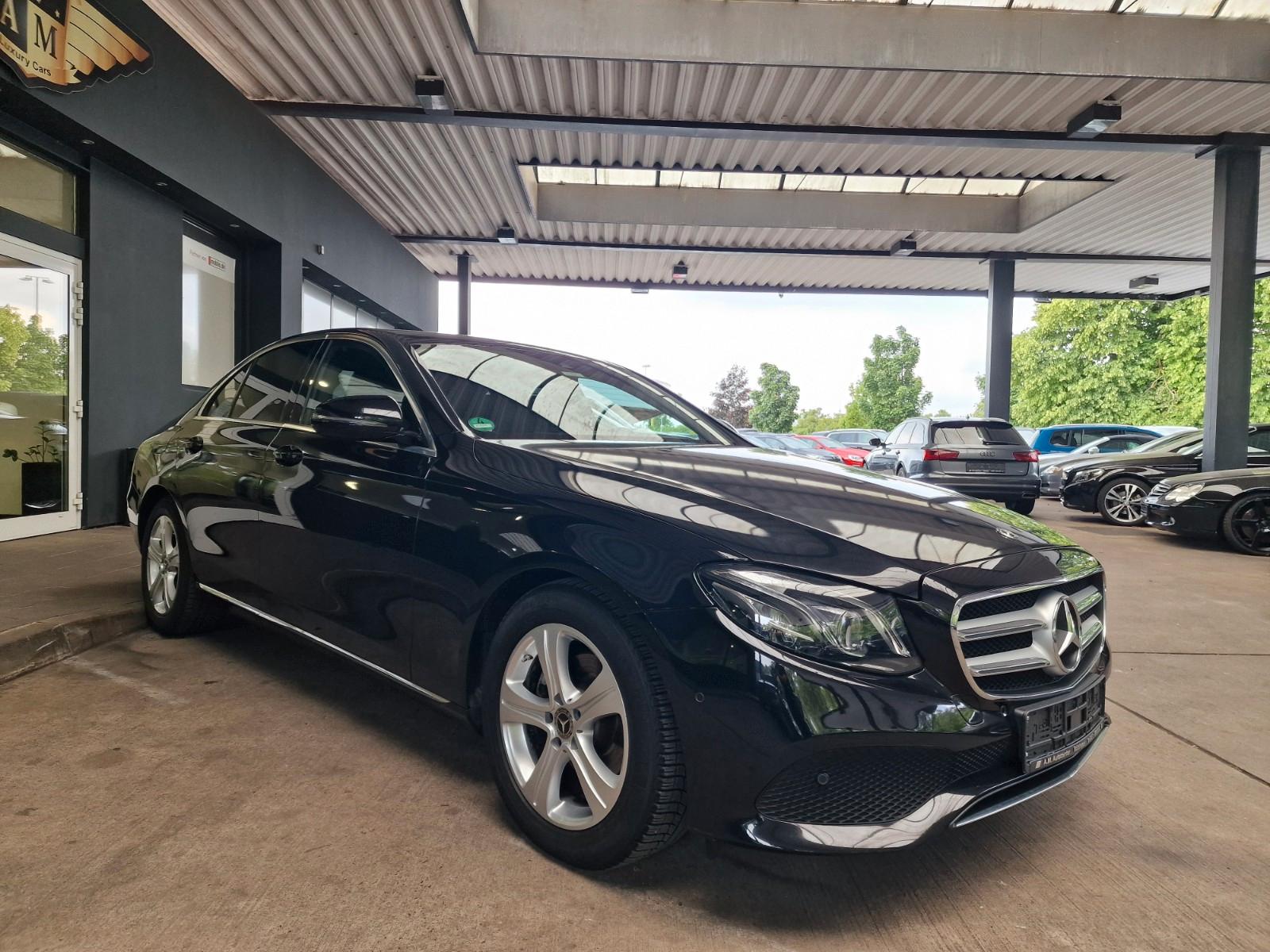 Mercedes-Benz E 220d Lim. AVANTGARDE Teilleder/Kamera/LED