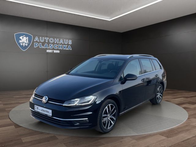 Volkswagen Golf Var. 2.0 TDI DSG Highline LED+NAVI+PDC+AHK