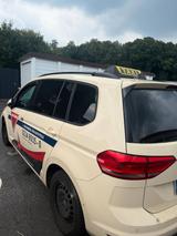 Volkswagen Touran 2,0 150 PS 7 sitzer - Volkswagen Touran mit Diesel-Antrieb: Geländewagen, Automatik