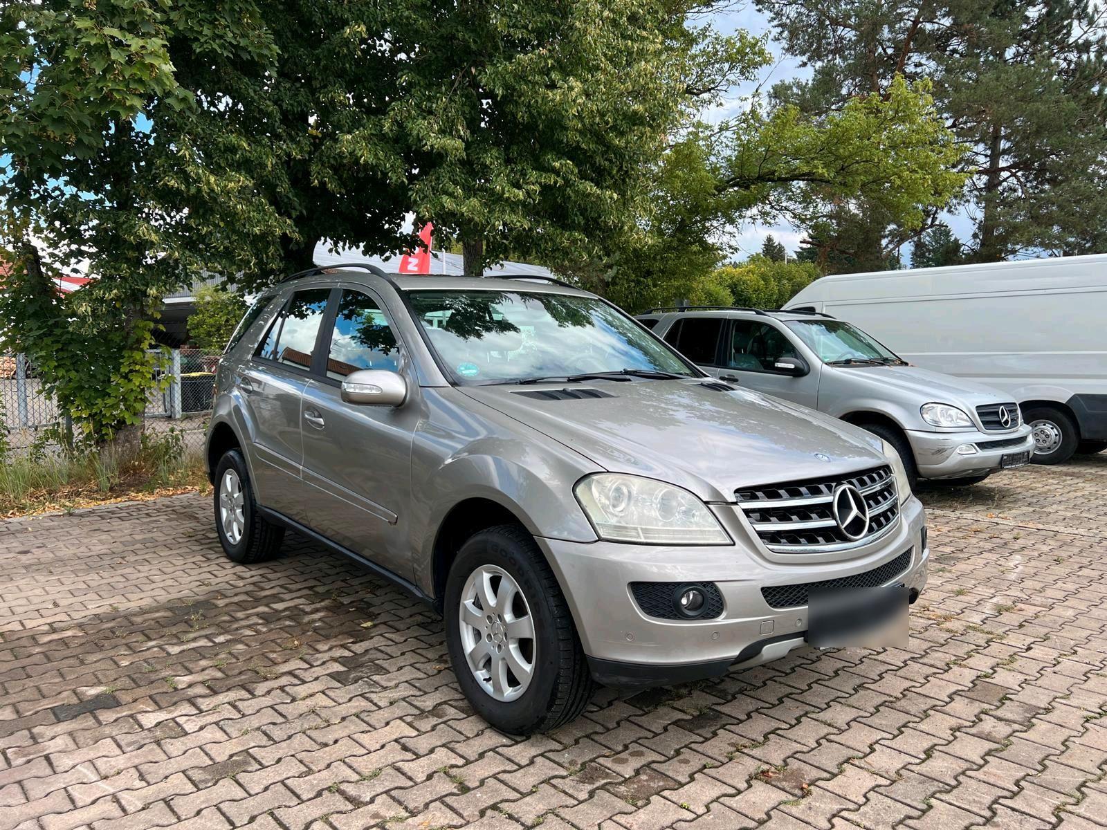 Mercedes-Benz ML280 2005 — engine