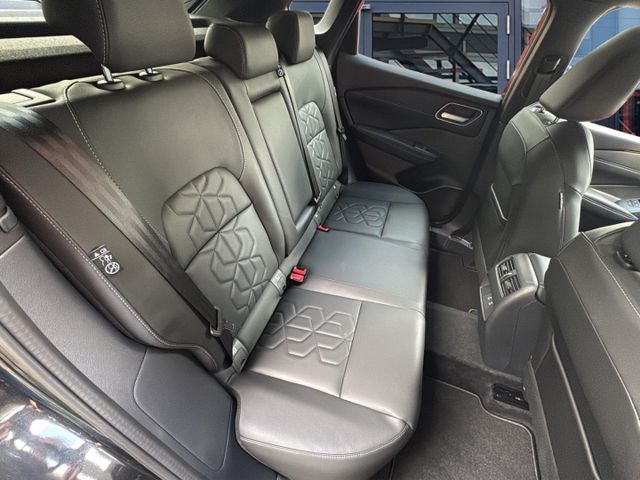 Nissan Qashqai Tekna 4x4*HUD*Pano*Navi*Leder*LED*ACC*