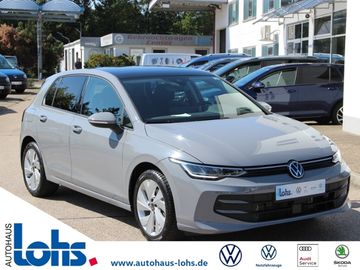 Volkswagen Golf VIII TSI Life Panoramad.