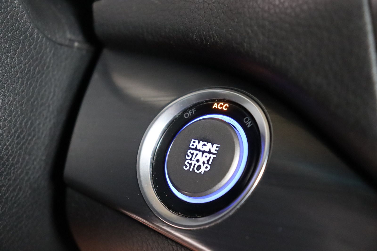 Fahrzeugabbildung Hyundai i40 CW 1.6 CRDi Space Plus * Sitzhzg./-lüftung