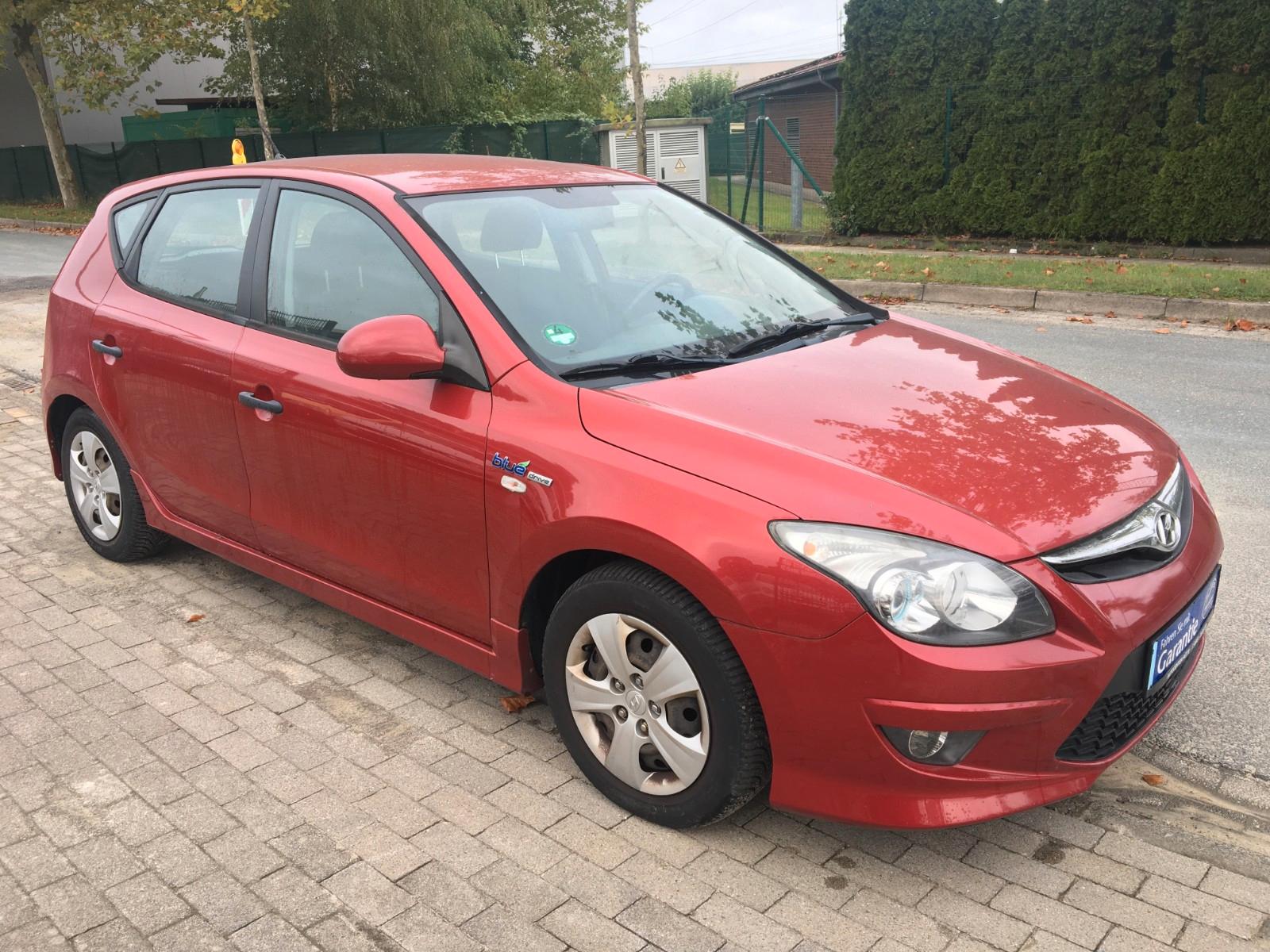 Hyundai i30 1.4 Scheckheft TÜV NEU
