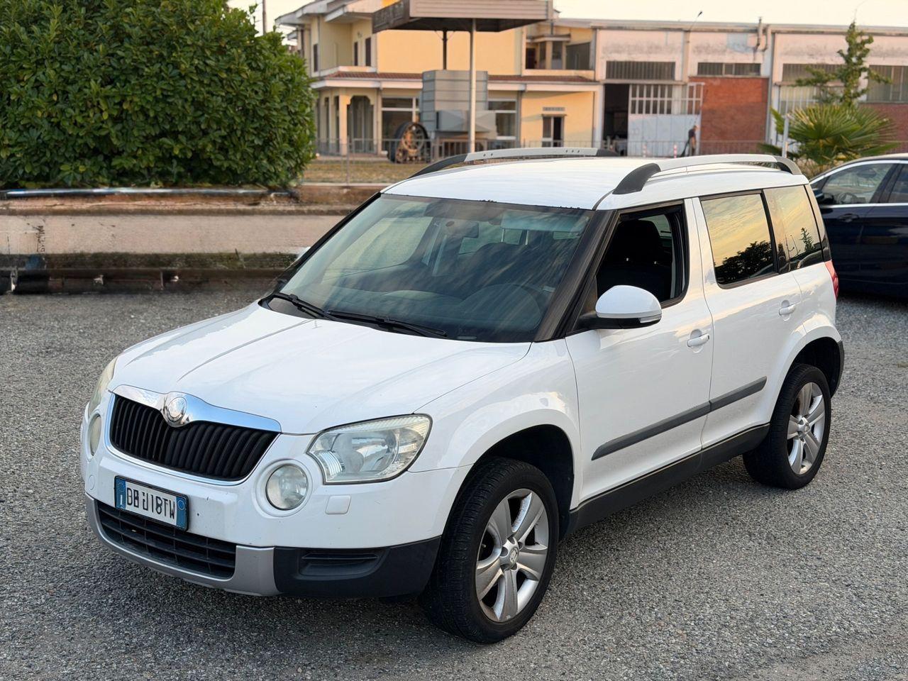 Skoda Yeti 2010 — rear view
