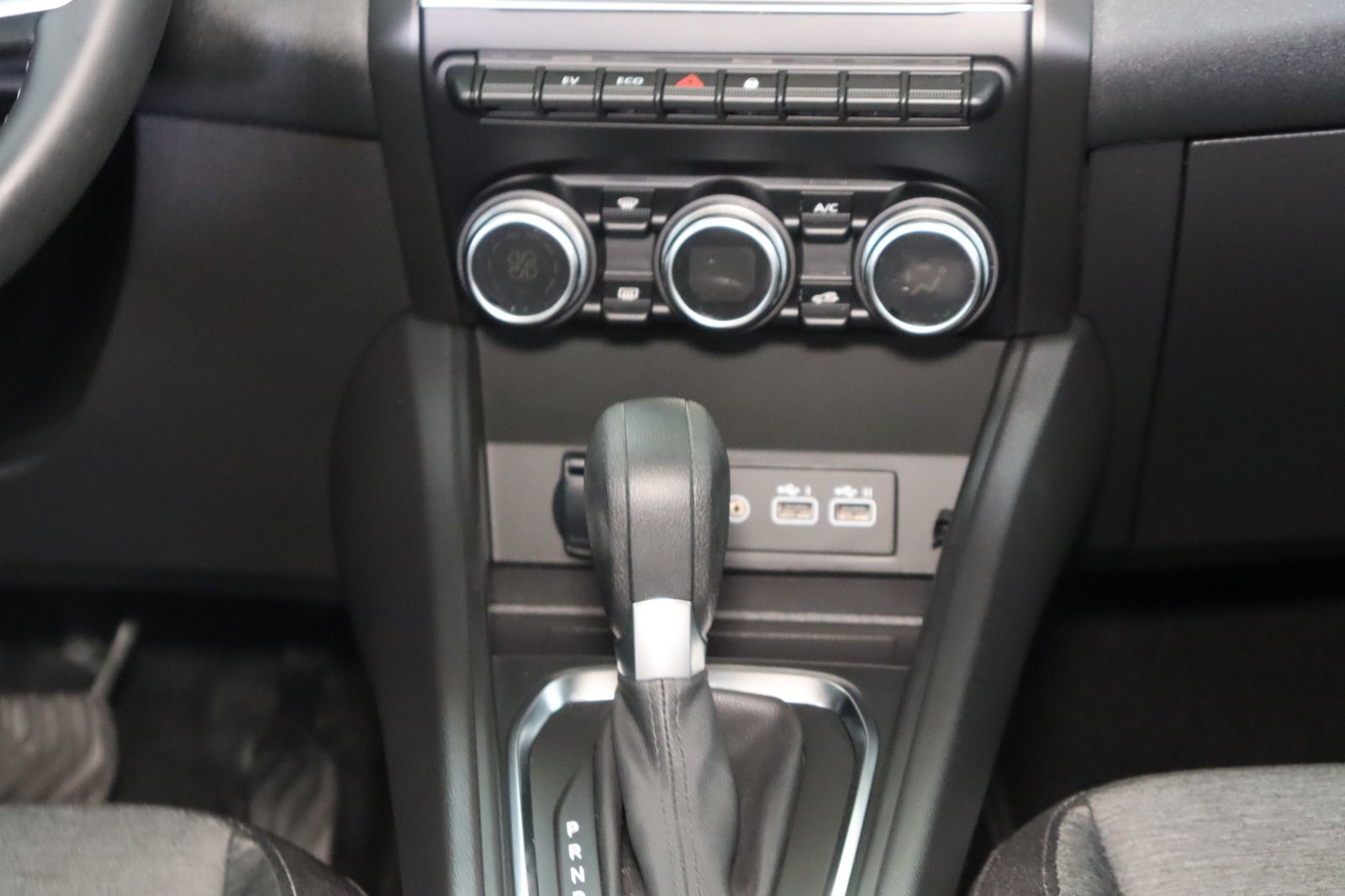 Fahrzeugabbildung Renault Captur II E-Tech Hybrid  * Service neu