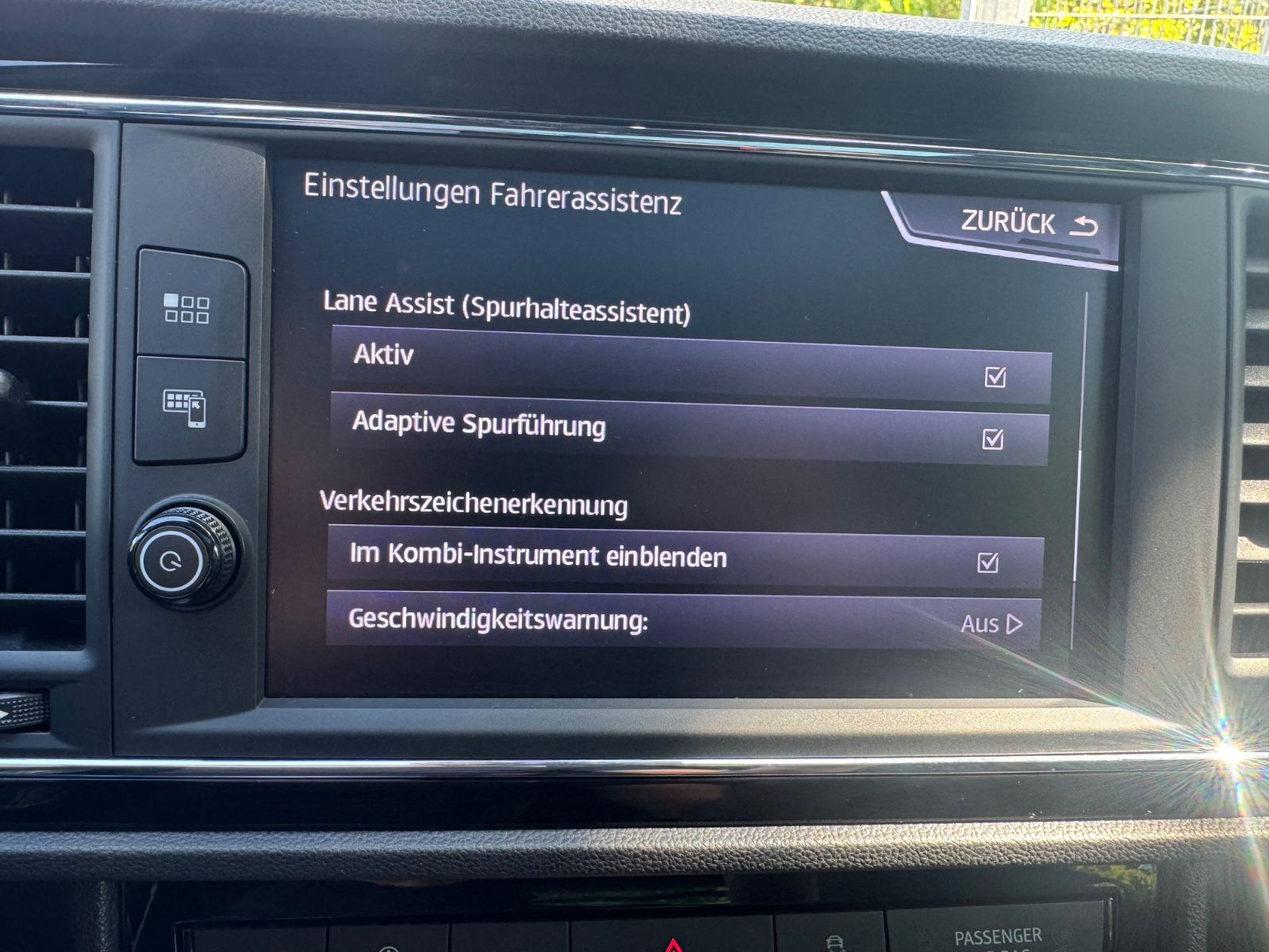 Fahrzeugabbildung SEAT Leon Cupra 290 Panorama+LED+Navi+BeatsAudio