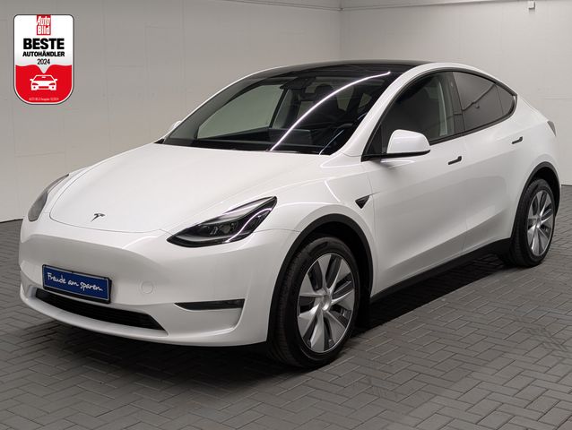 Tesla Model Y AWD Long Range LED/5xSHZ/Kam/Navi/Pano/e